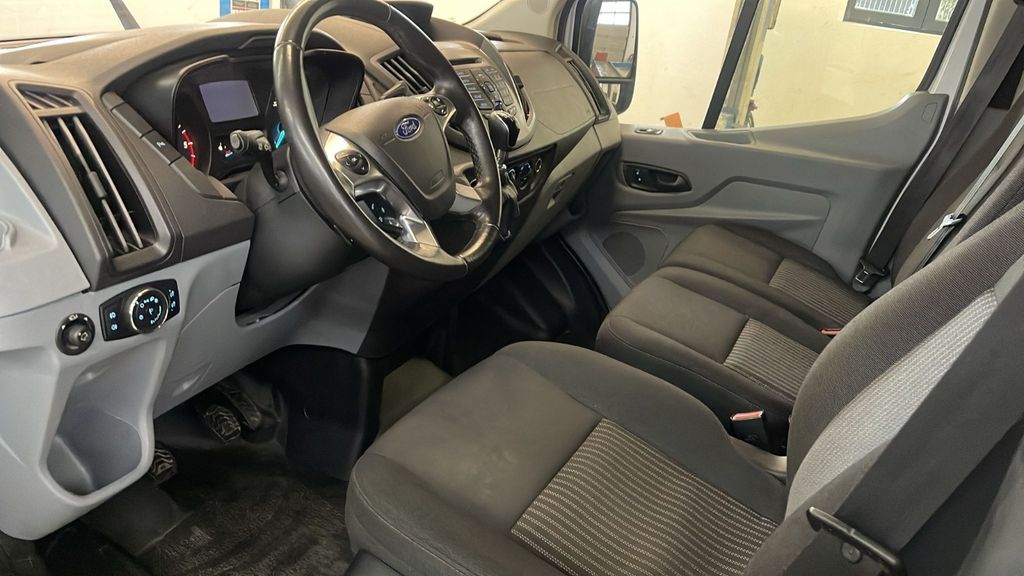 Ford Transit 2018