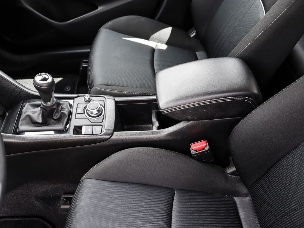 Mazda CX-3 2021