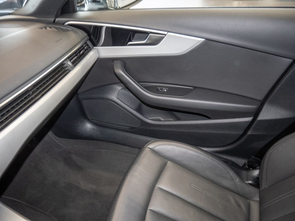 Audi A4 2021