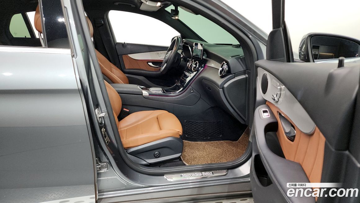 Mercedes-Benz GLC-Class 2020