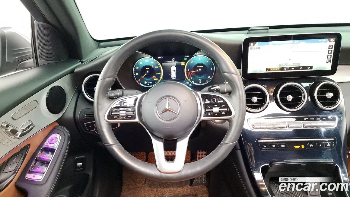 Mercedes-Benz GLC-Class 2020