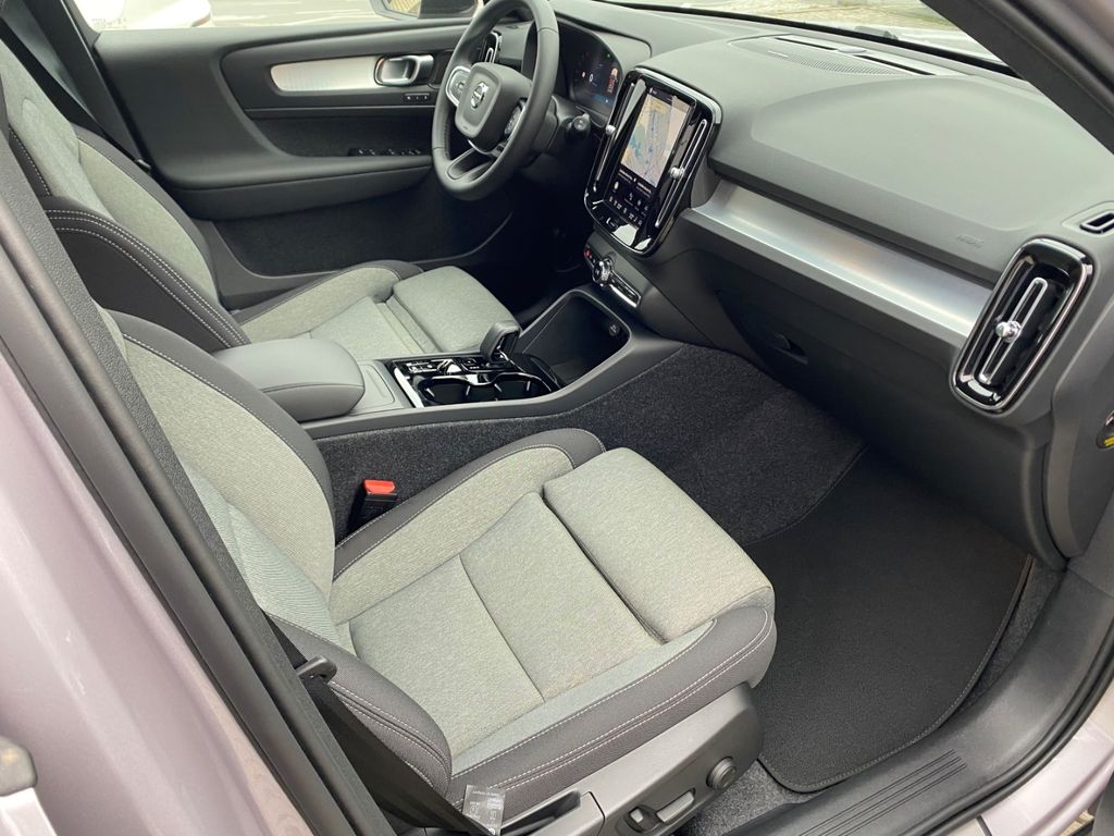 Volvo XC40 2024