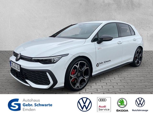 Volkswagen Golf 2025