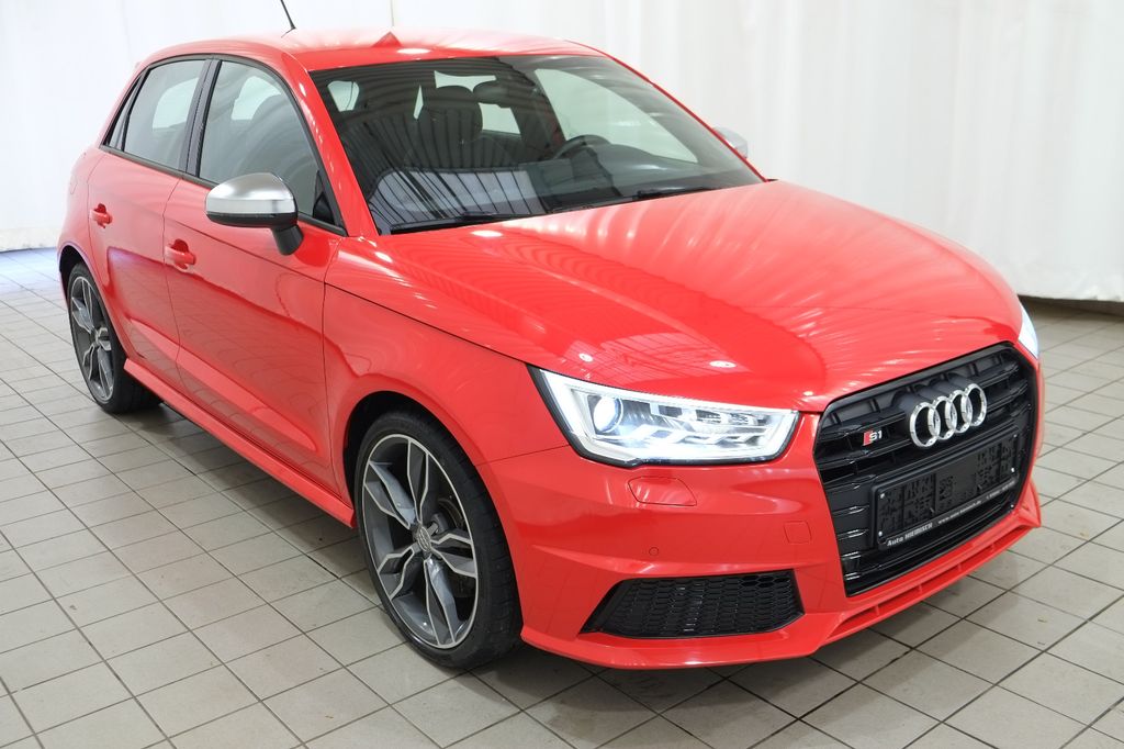 Audi S1 2016