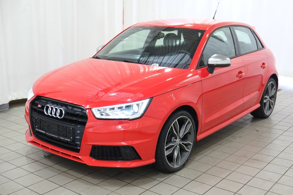 Audi S1 2016