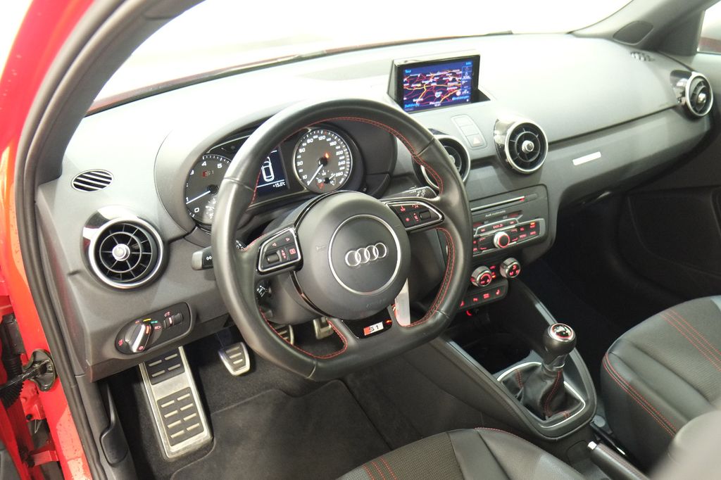 Audi S1 2016