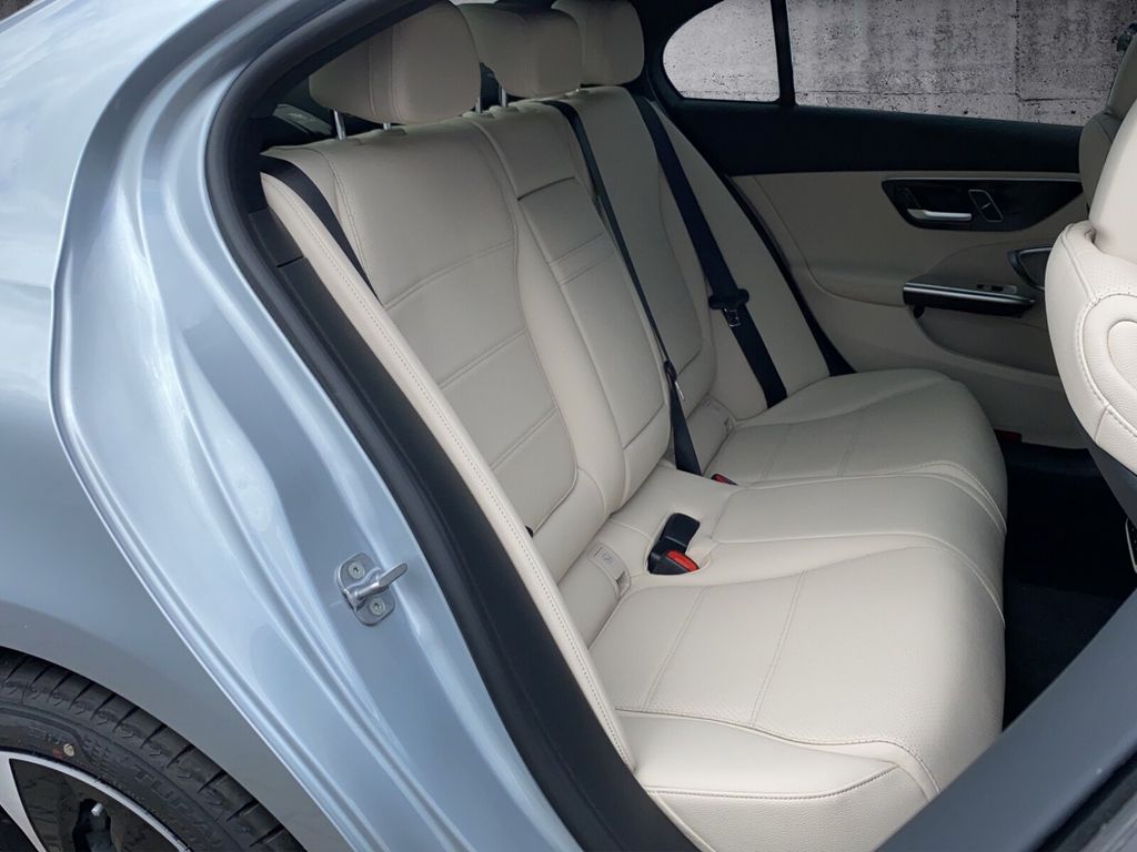 Mercedes-Benz C 220 2024