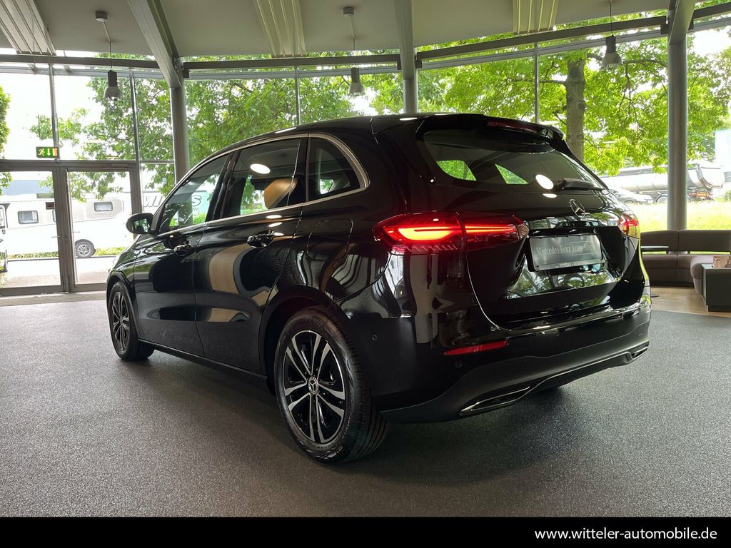 Mercedes-Benz B 200 2024