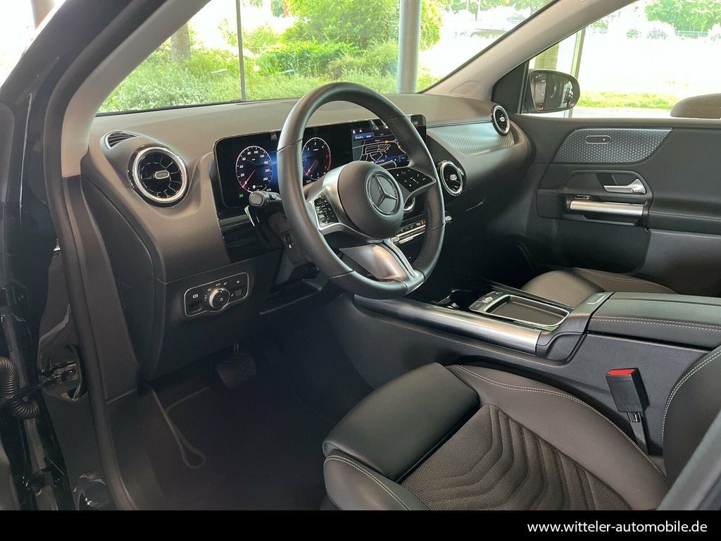 Mercedes-Benz B 200 2024