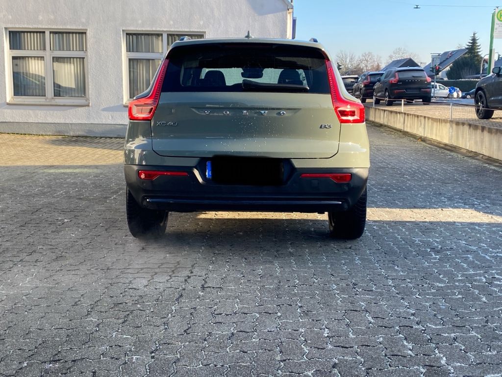Volvo XC40 2024