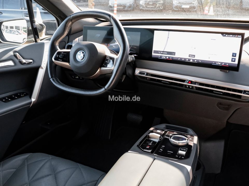 BMW iX 2023