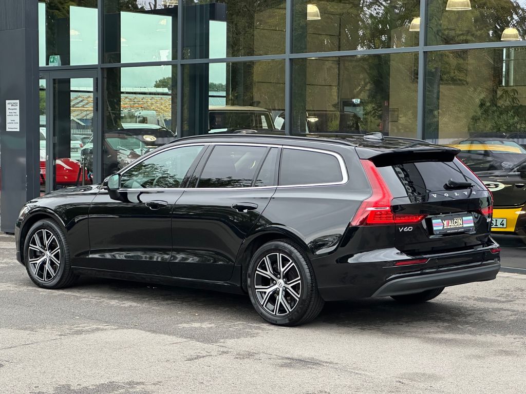 Volvo V60 2023