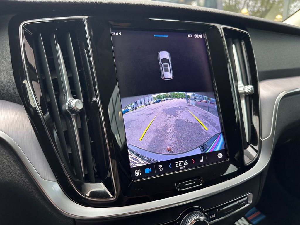 Volvo V60 2023