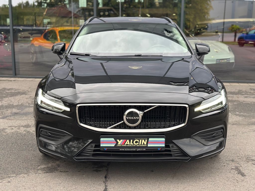 Volvo V60 2023