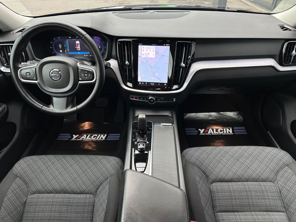 Volvo V60 2023