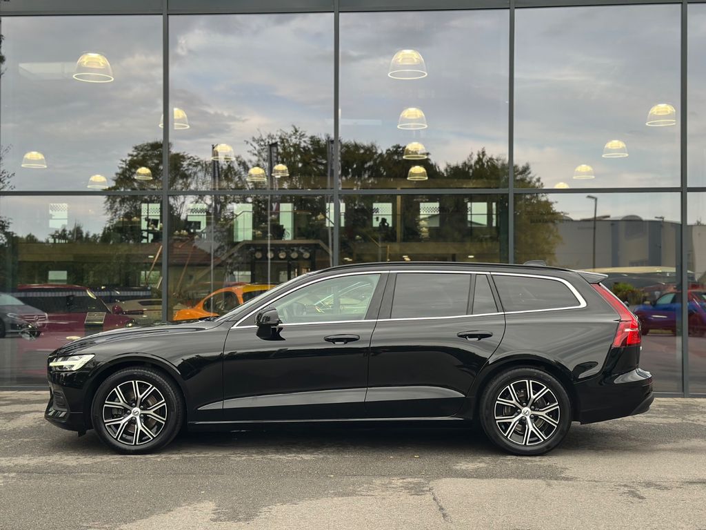 Volvo V60 2023