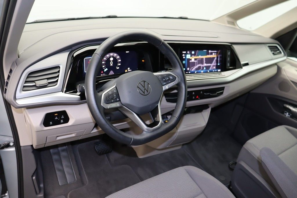 Volkswagen T7 Multivan 2024