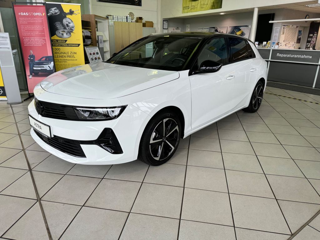 Opel Astra 2024