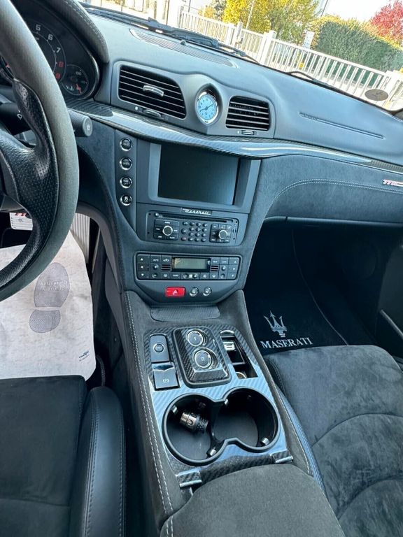 Maserati Granturismo 2011