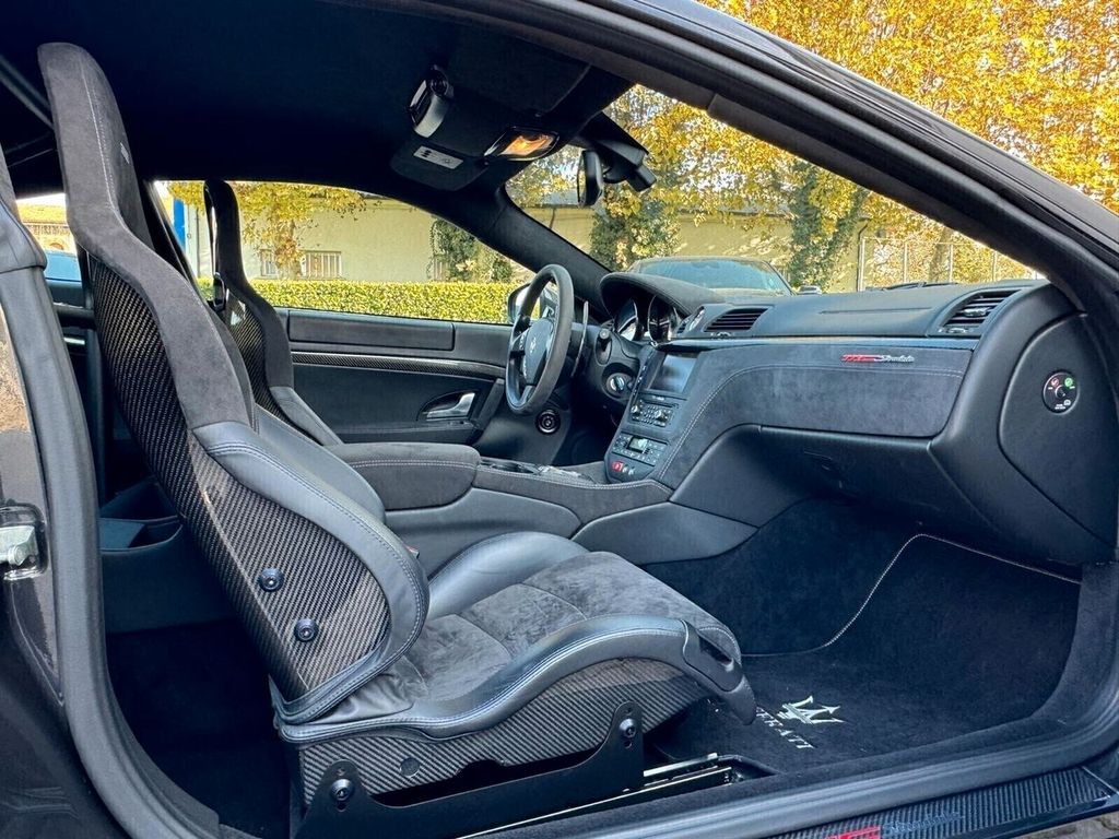 Maserati Granturismo 2011