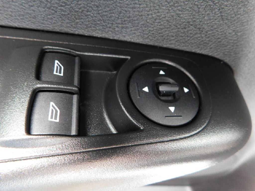 Ford Transit Courier 2023