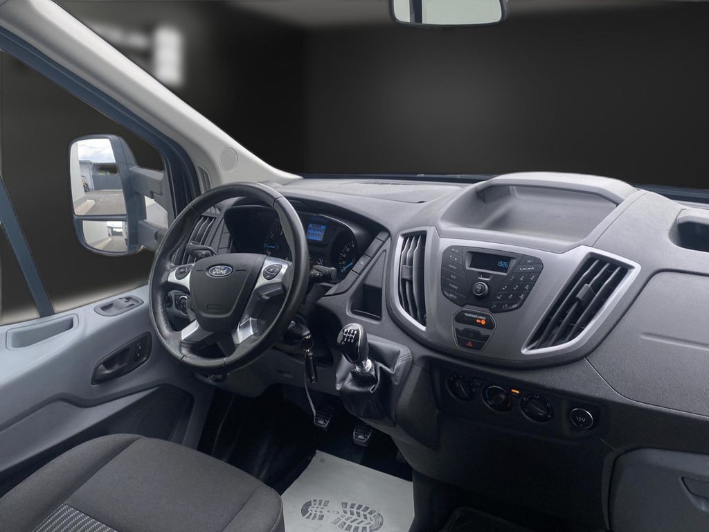 Ford Transit 2019