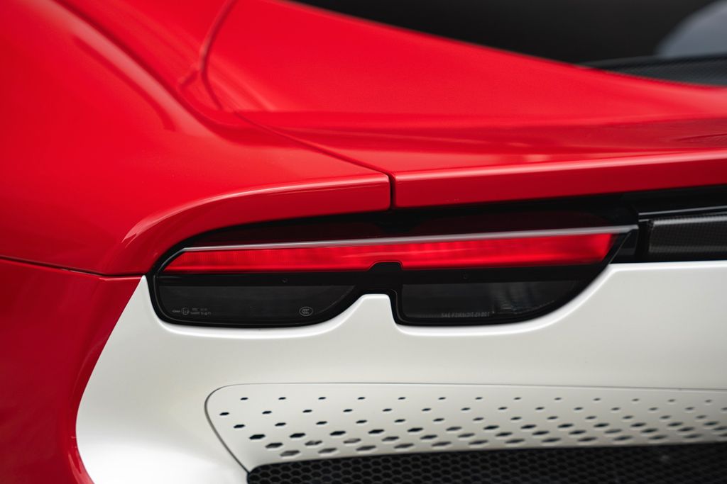 Ferrari 296 GTB 2023