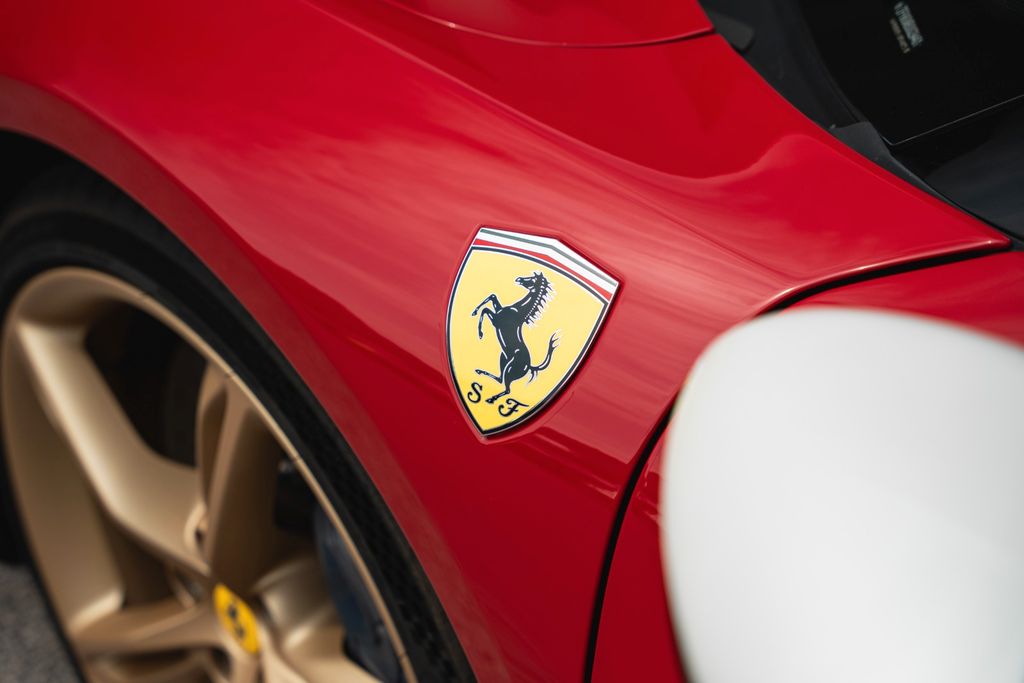 Ferrari 296 GTB 2023