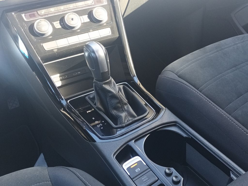 Volkswagen Touran 2021