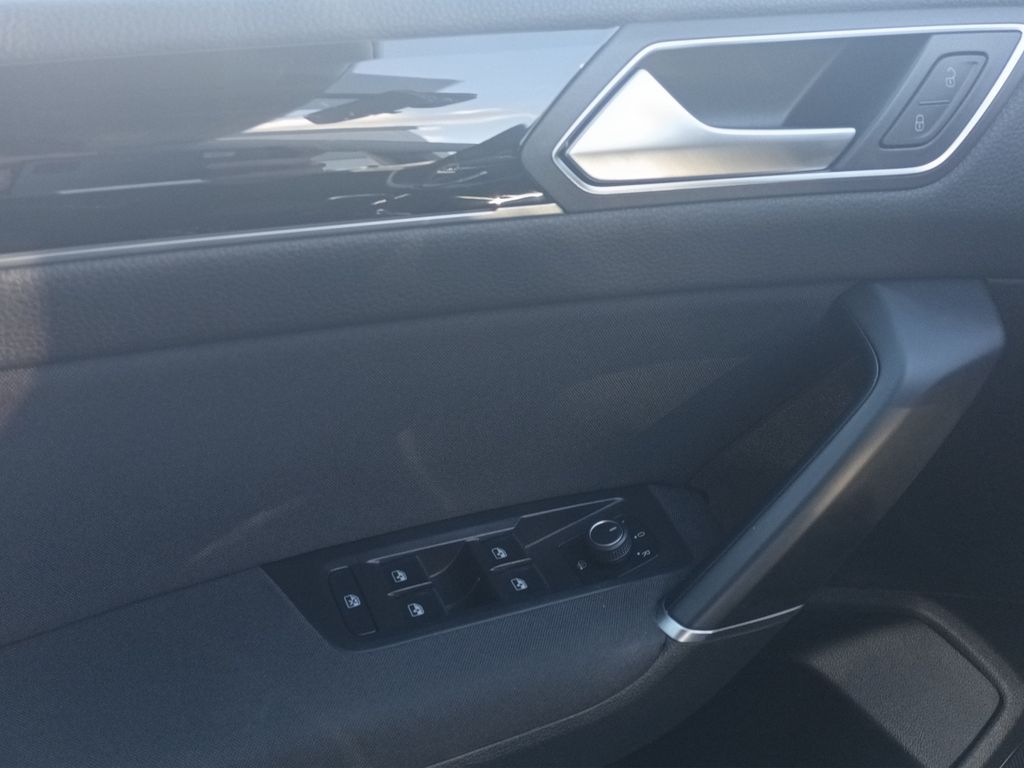 Volkswagen Touran 2021