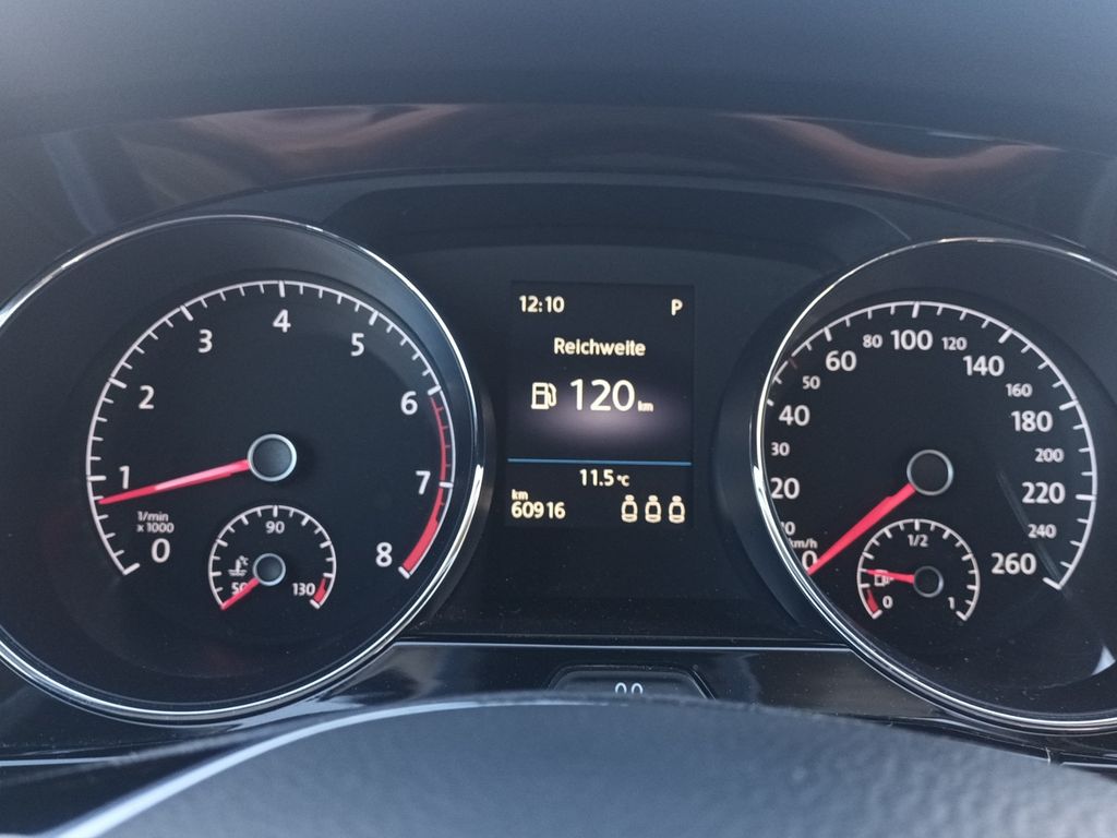 Volkswagen Touran 2021