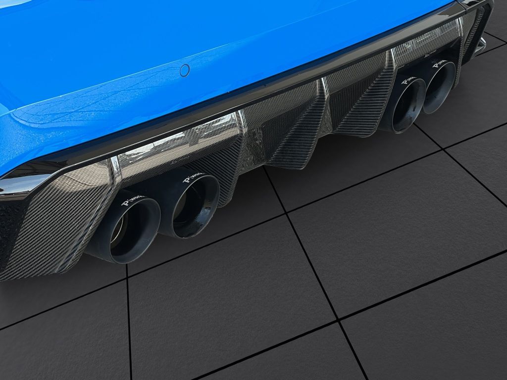 BMW M4 2025