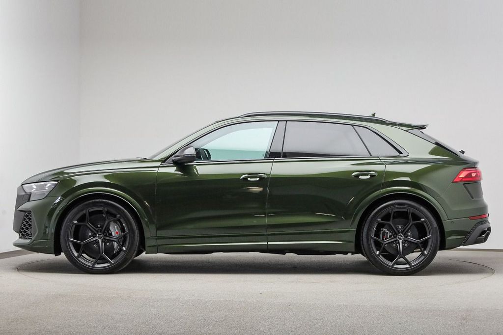 Audi RSQ8 2025