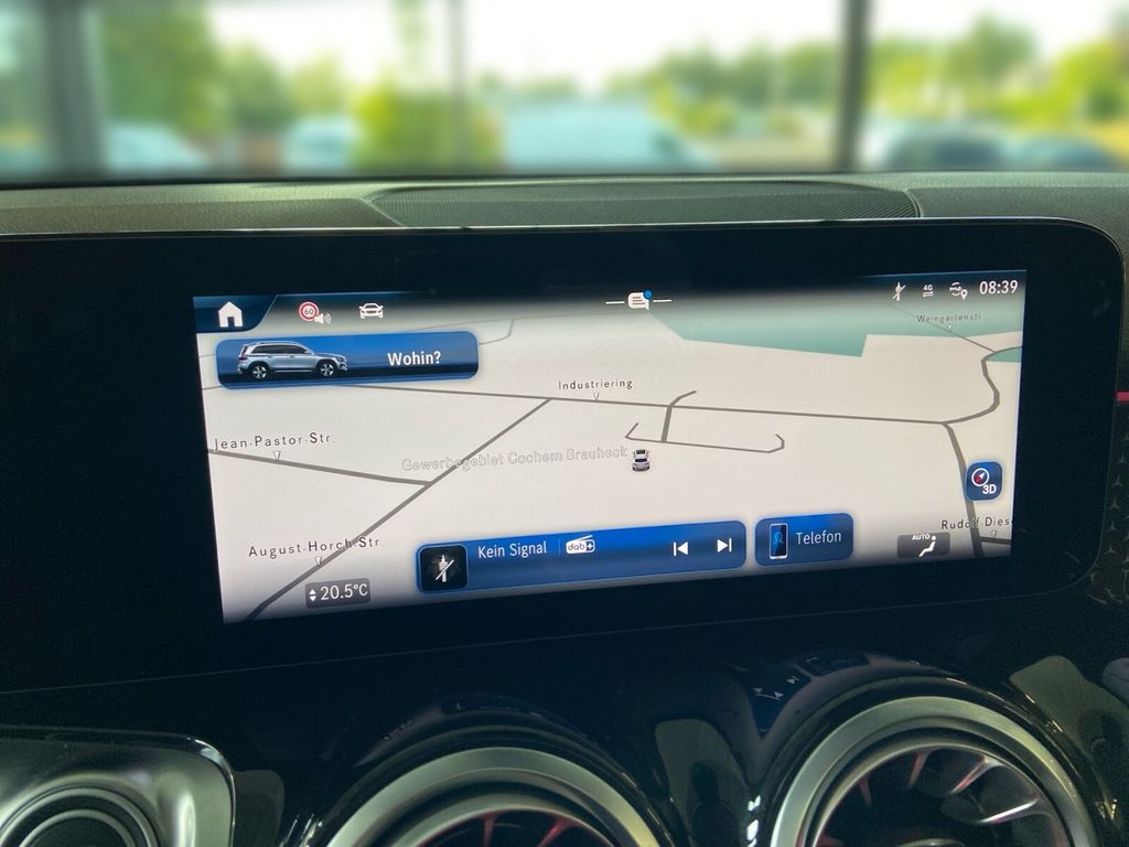 Mercedes-Benz GLB 200 2024