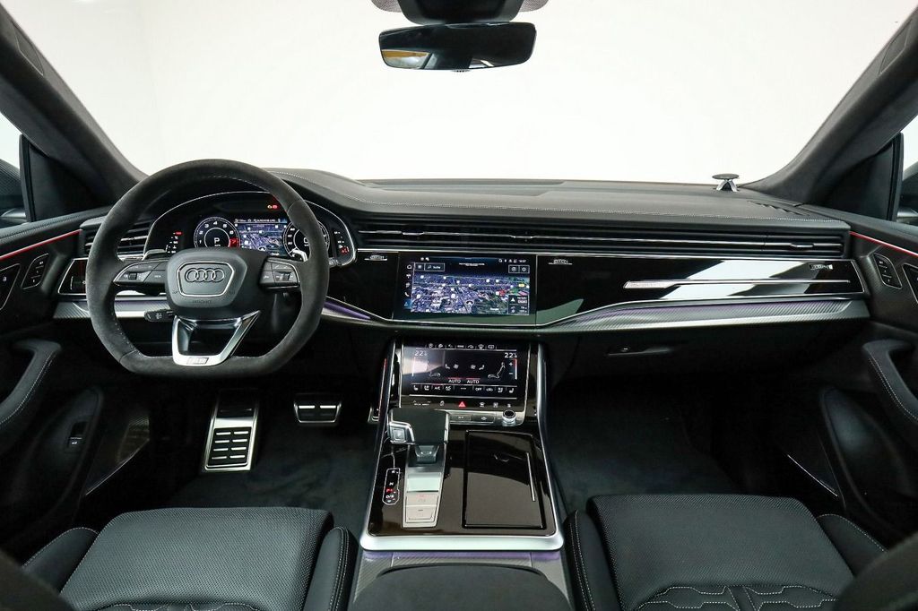 Audi RSQ8 2025