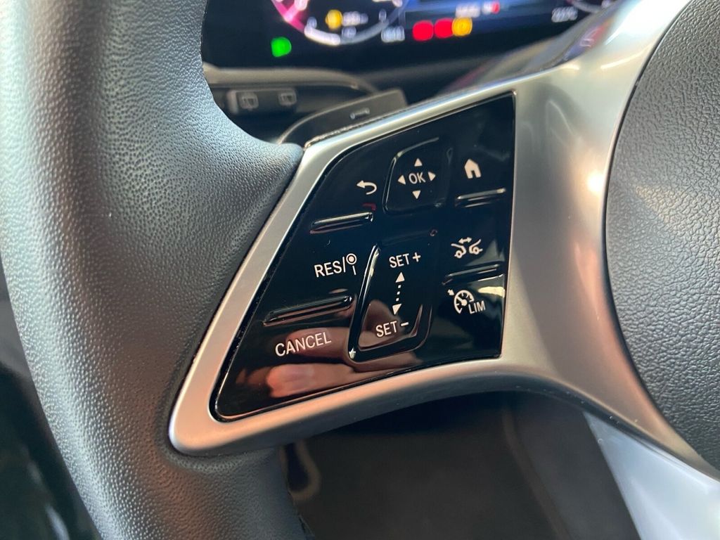 Mercedes-Benz GLB 200 2024