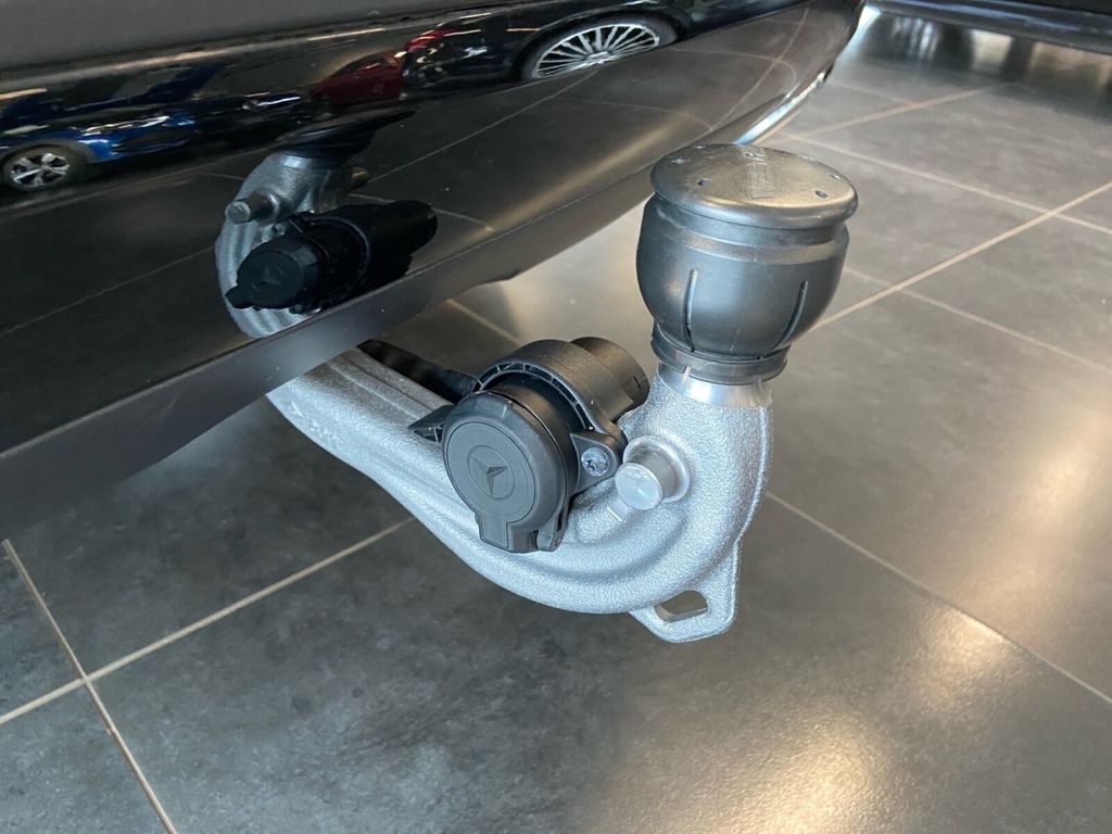 Mercedes-Benz GLB 200 2024