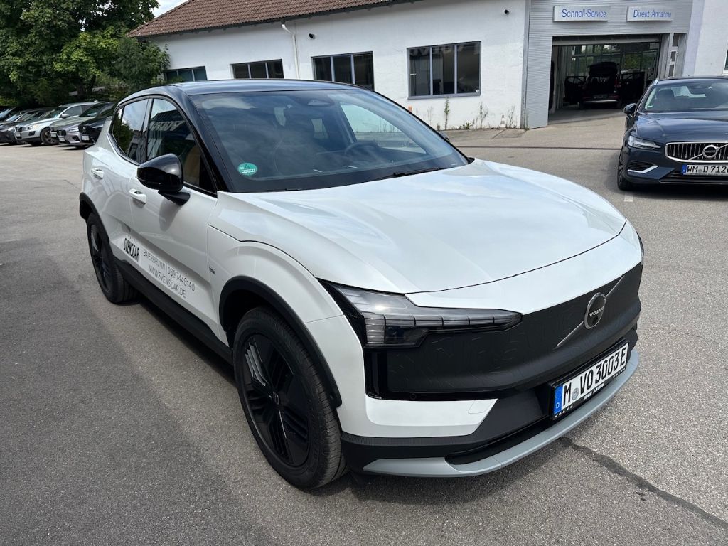 Volvo EX30 2025