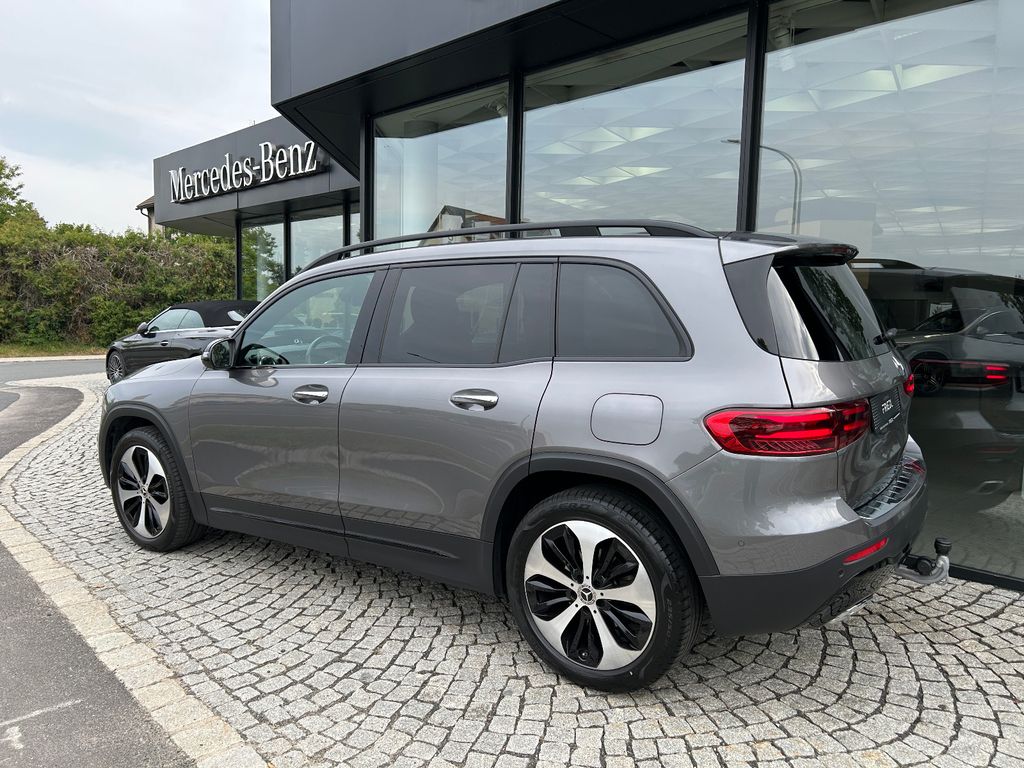 Mercedes-Benz GLB 200 2024