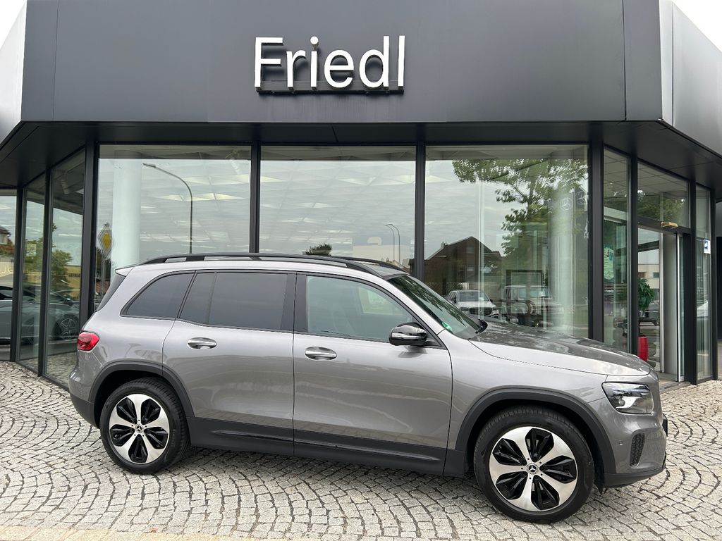 Mercedes-Benz GLB 200 2024