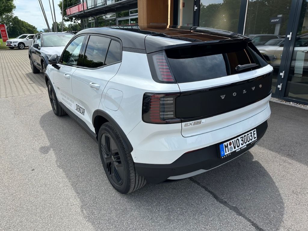 Volvo EX30 2025
