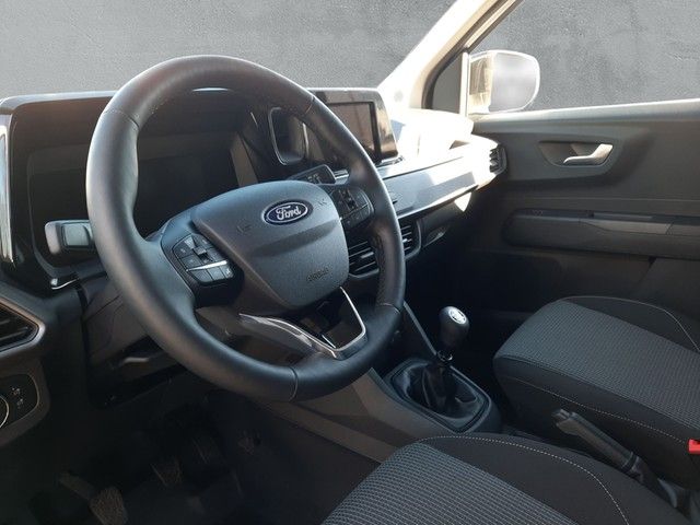 Ford Transit Courier 2025