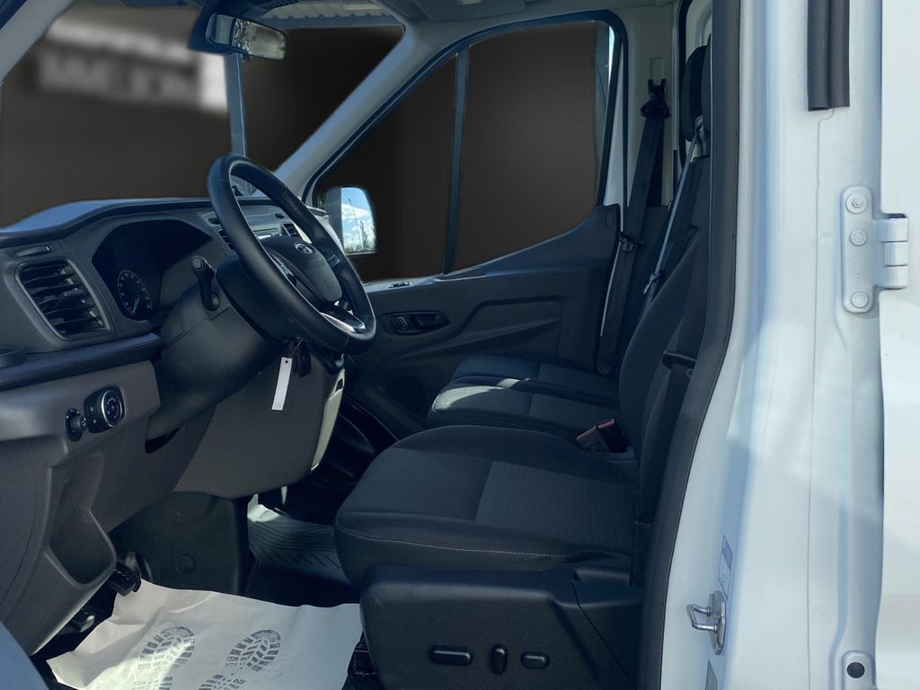 Ford Transit 2023