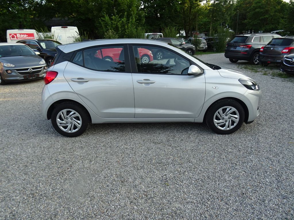 Hyundai i10 2022