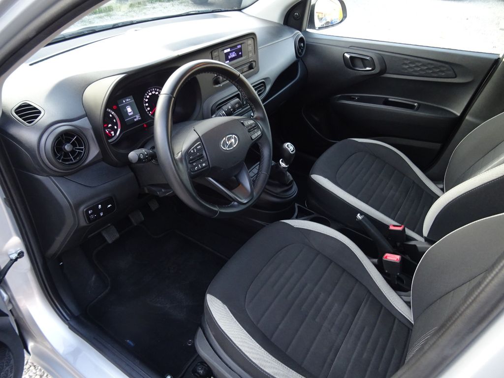 Hyundai i10 2022