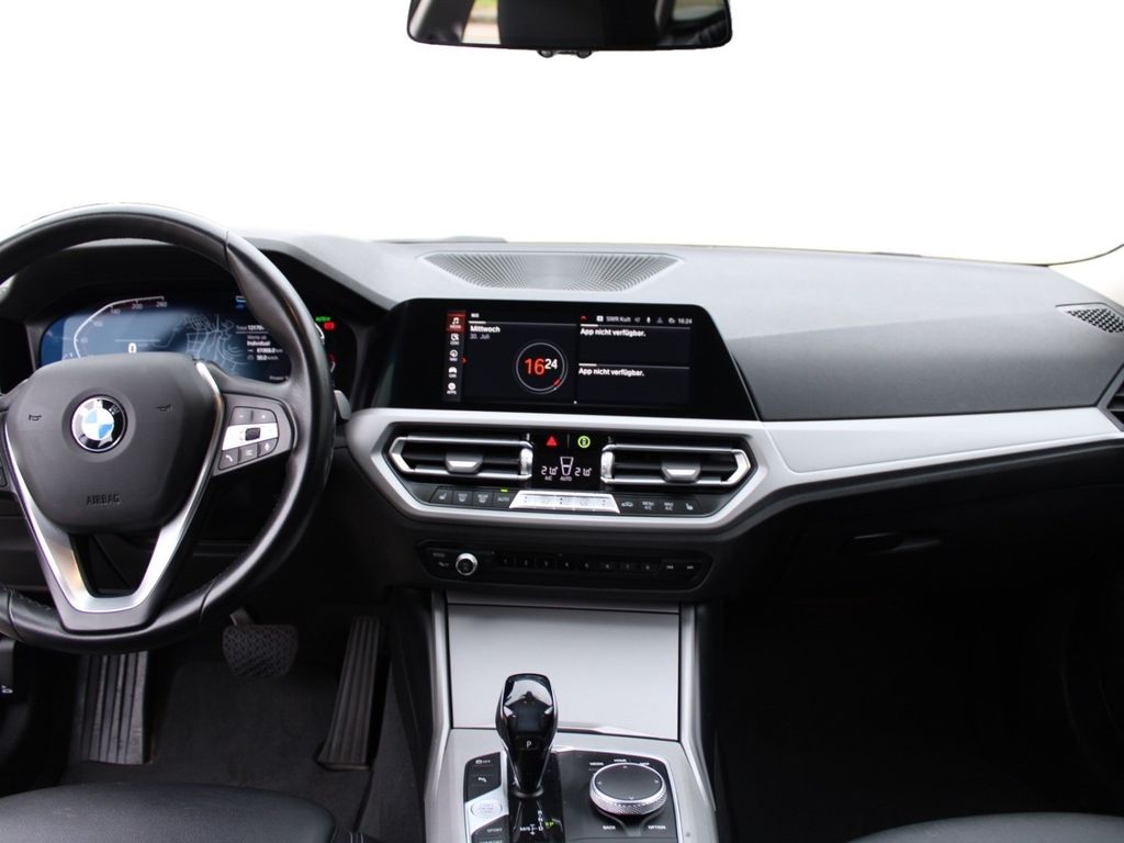 BMW 320 2021
