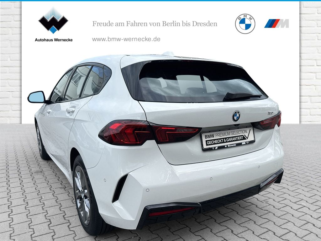 BMW 120 2024