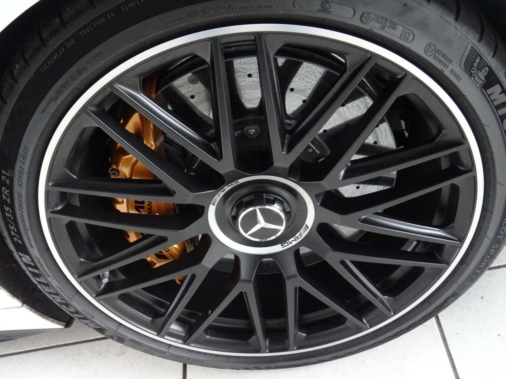 Mercedes-Benz SL 63 AMG 2023
