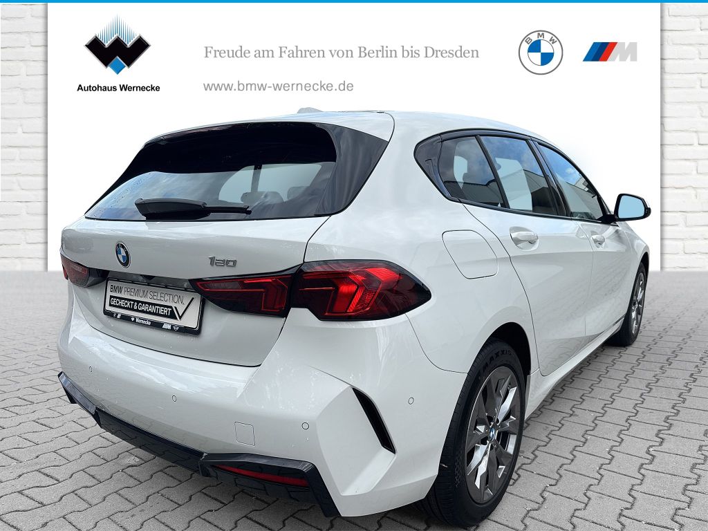 BMW 120 2024