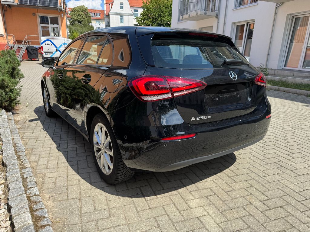 Mercedes-Benz A 250 2021